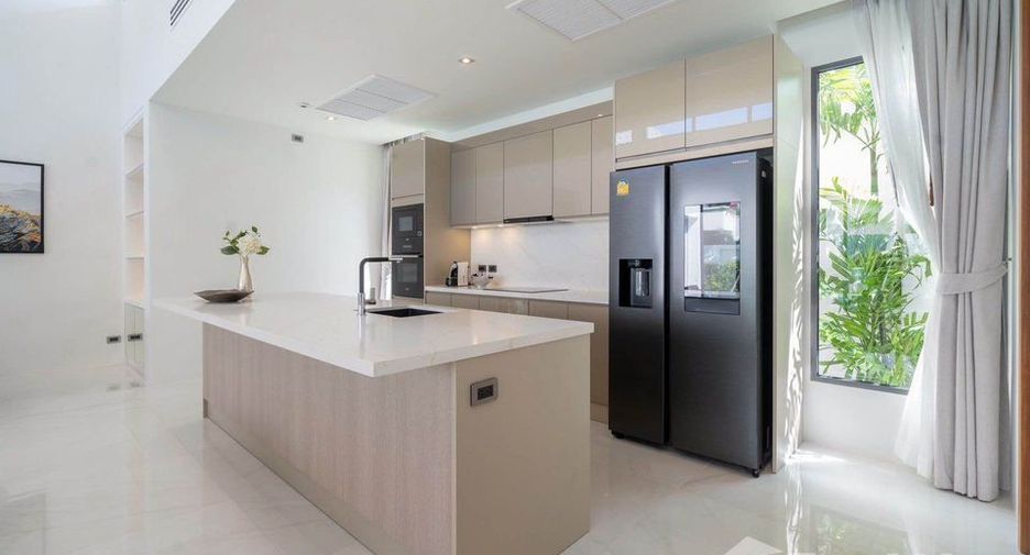 Villa zur Miete und zum Kauf mit 4 Zimmer in Thalang, Phuket