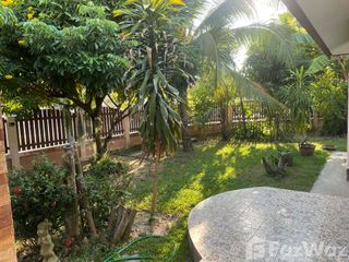 For sale 4 bedrooms house in Saraphi, Chiang Mai
