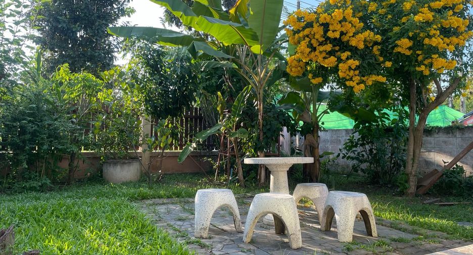 Haus zum Kauf mit 4 Zimmer in Saraphi, Chiang Mai