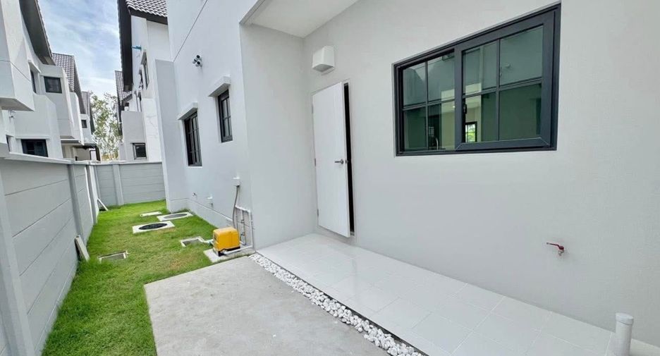 出售 4 卧室 独立屋 在 Bang Phli, Samut Prakan