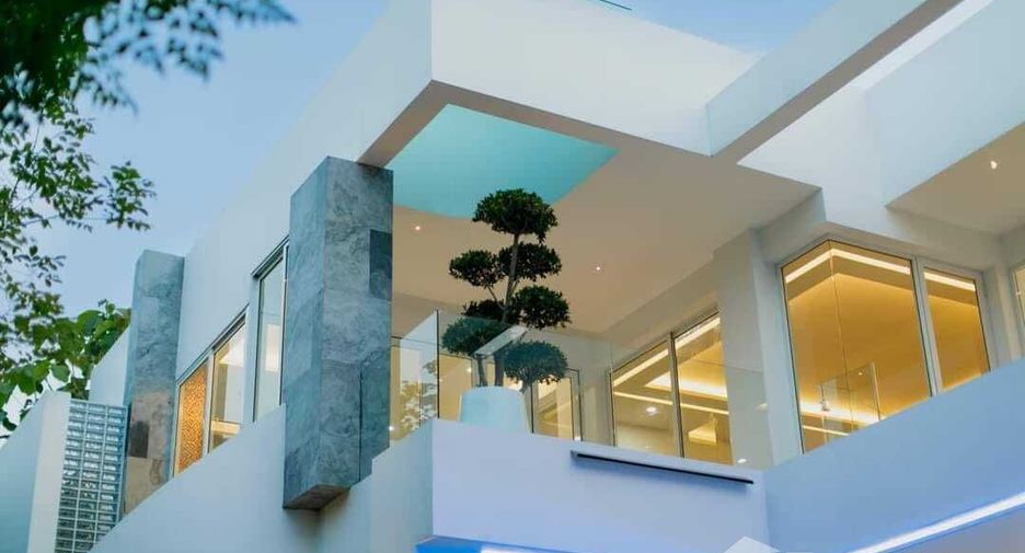 For sale 8 ベッドルーム house in Hang Dong, Chiang Mai