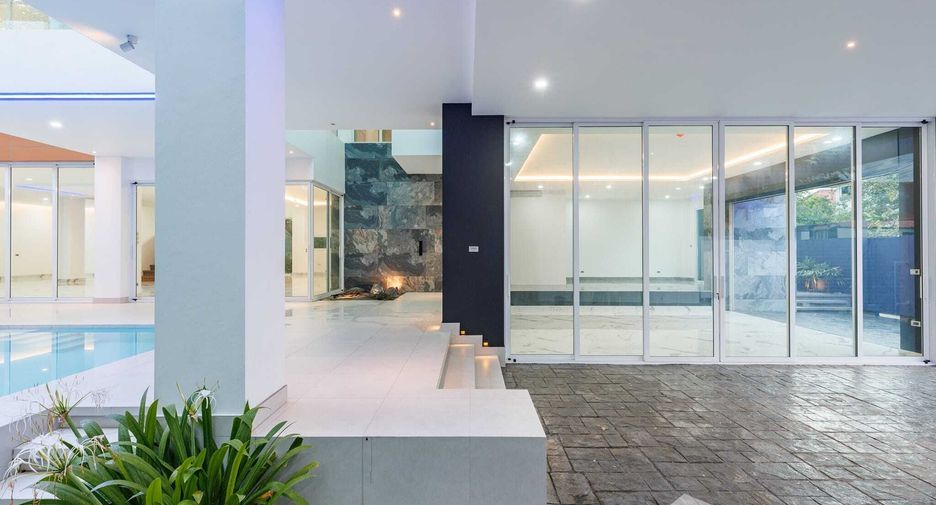 For sale 8 ベッドルーム house in Hang Dong, Chiang Mai