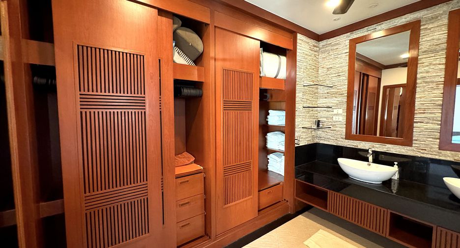 Villa en alquiler de 4 habitaciones en Mueang Phuket, Phuket