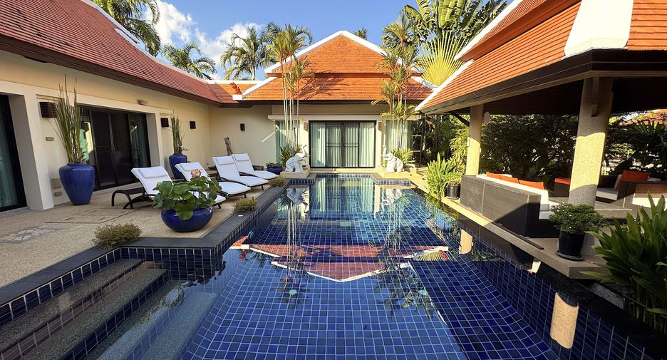 Villa en alquiler de 4 habitaciones en Mueang Phuket, Phuket