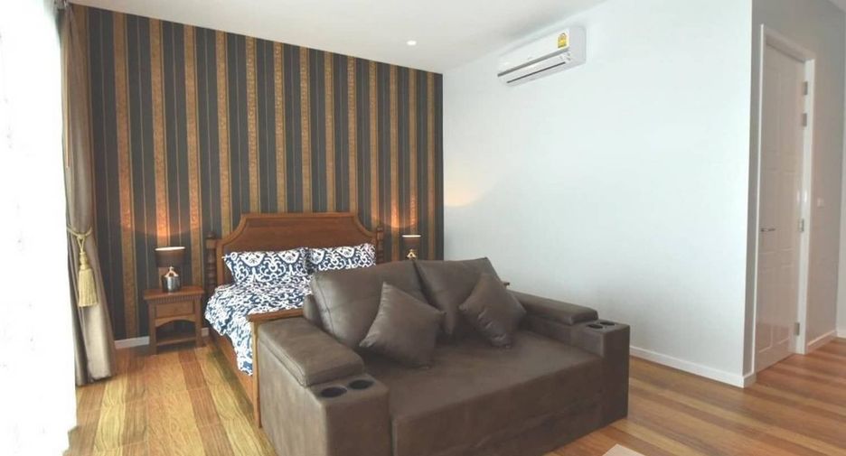 For sale 4 bedrooms villa in Cha Am, Phetchaburi