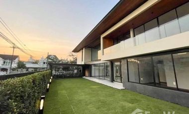 Haus zum Kauf und zur Miete mit 4 Zimmer in Bang Na, Bangkok