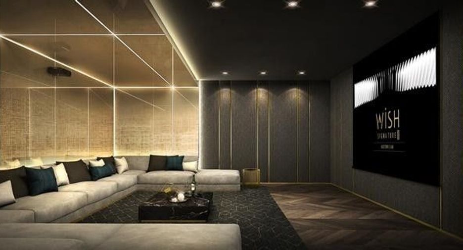 For sale 1 bed condo in Pathum Wan, Bangkok