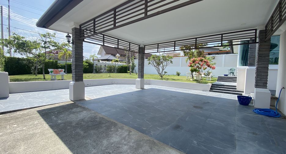 À louer 3 chambres villa à Hua Hin, Prachuap Khiri Khan
