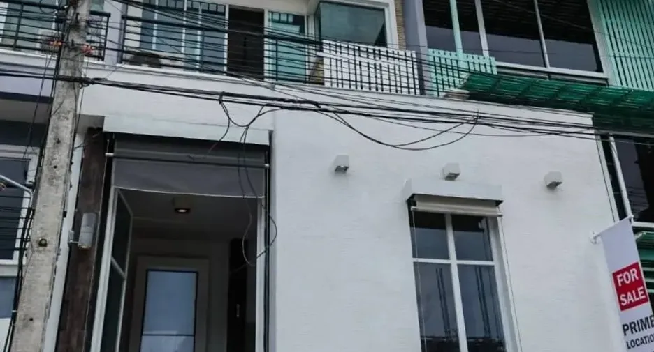 For sale 3 bedrooms townhouse in Mueang Chiang Mai, Chiang Mai