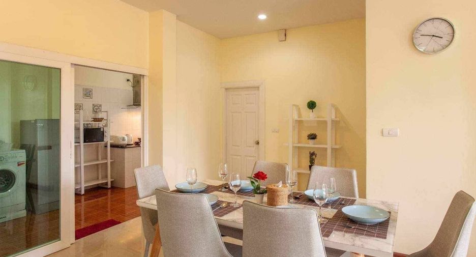 For rent 4 bedrooms house in Mueang Chiang Mai, Chiang Mai