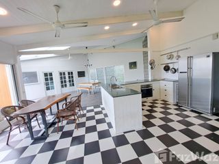 For sale 3 bedrooms house in Ko Pha-ngan, Surat Thani