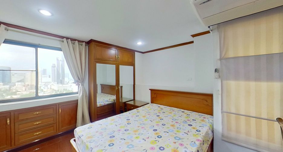 For sale and for rent 3 bedrooms condo in Watthana, Bangkok