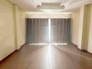 For sale 4 ベッドルーム retail Space in Mueang Chiang Mai, Chiang Mai