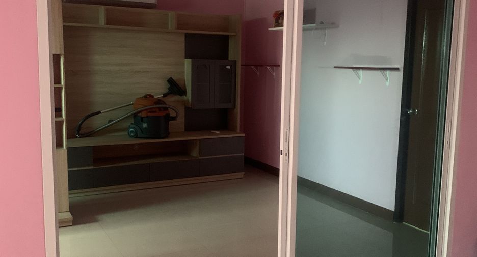 For sale 6 bedrooms retail Space in Bang Bo, Samut Prakan