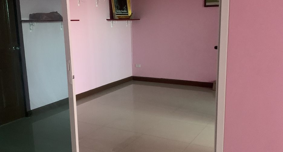 For sale 6 bedrooms retail Space in Bang Bo, Samut Prakan