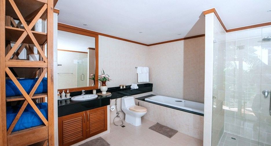 For sale 4 bedrooms villa in Ko Samui, Surat Thani