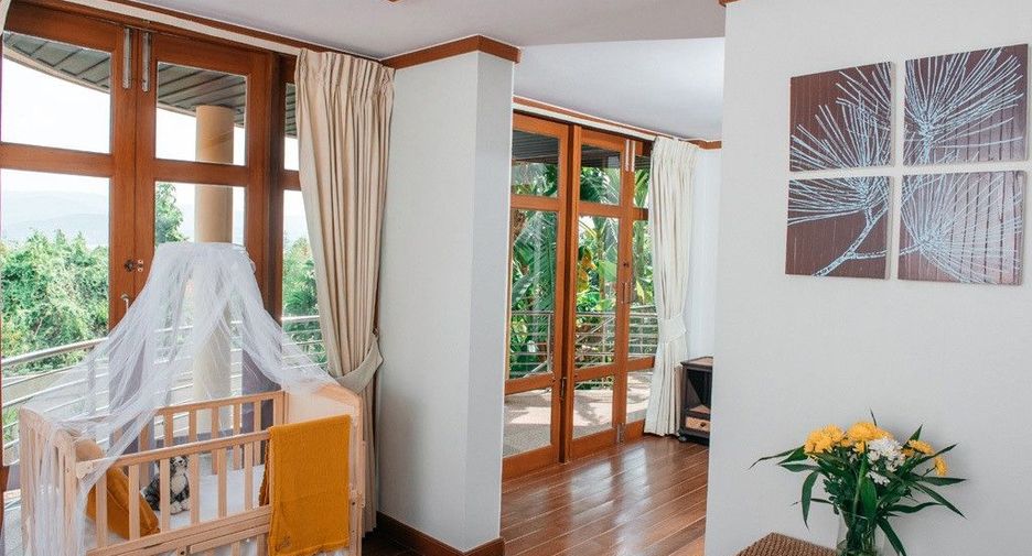 For sale 4 bedrooms villa in Ko Samui, Surat Thani