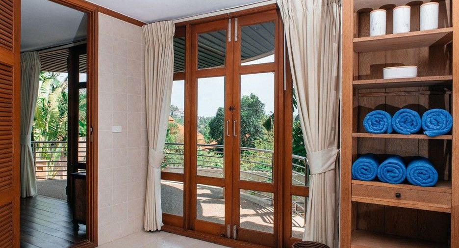 For sale 4 bedrooms villa in Ko Samui, Surat Thani