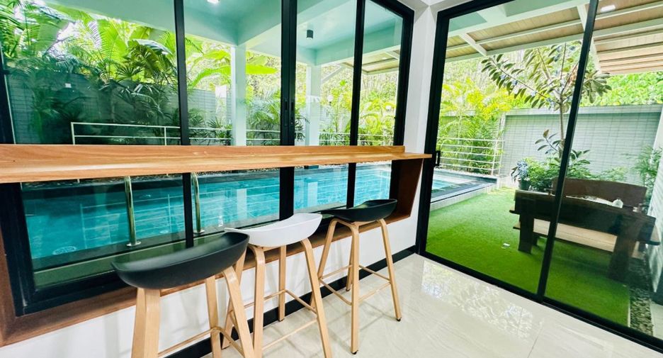 À louer 4 chambres villa à Thalang, Phuket