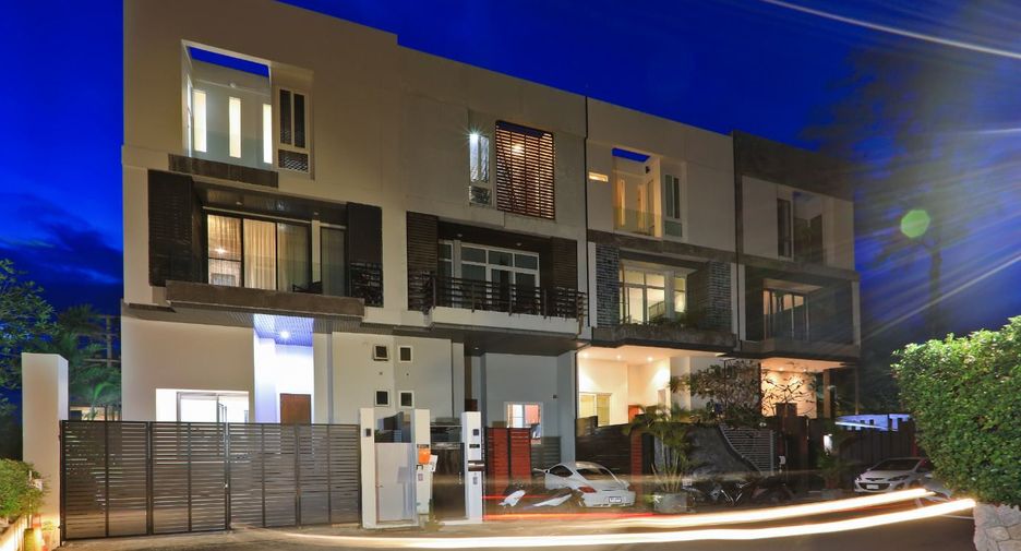 For sale 3 bedrooms townhouse in Mueang Phuket, Phuket