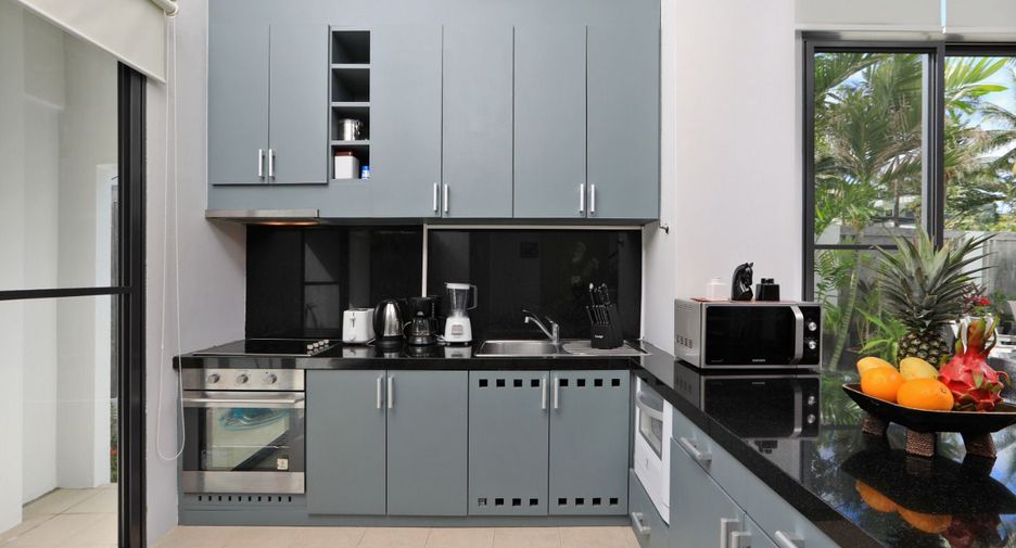 For sale 3 bedrooms townhouse in Mueang Phuket, Phuket