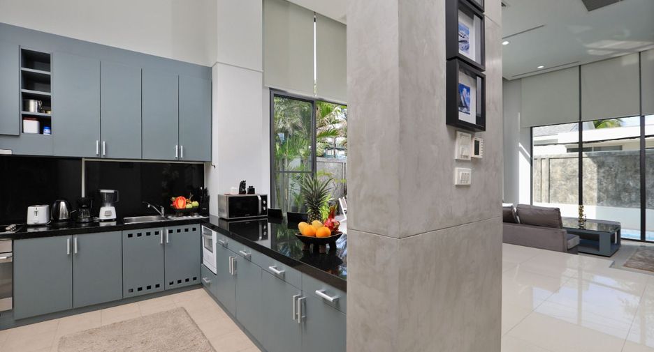 For sale 3 bedrooms townhouse in Mueang Phuket, Phuket