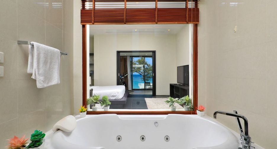 For sale 3 bedrooms townhouse in Mueang Phuket, Phuket
