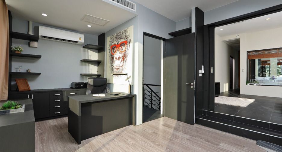 For sale 3 bedrooms townhouse in Mueang Phuket, Phuket