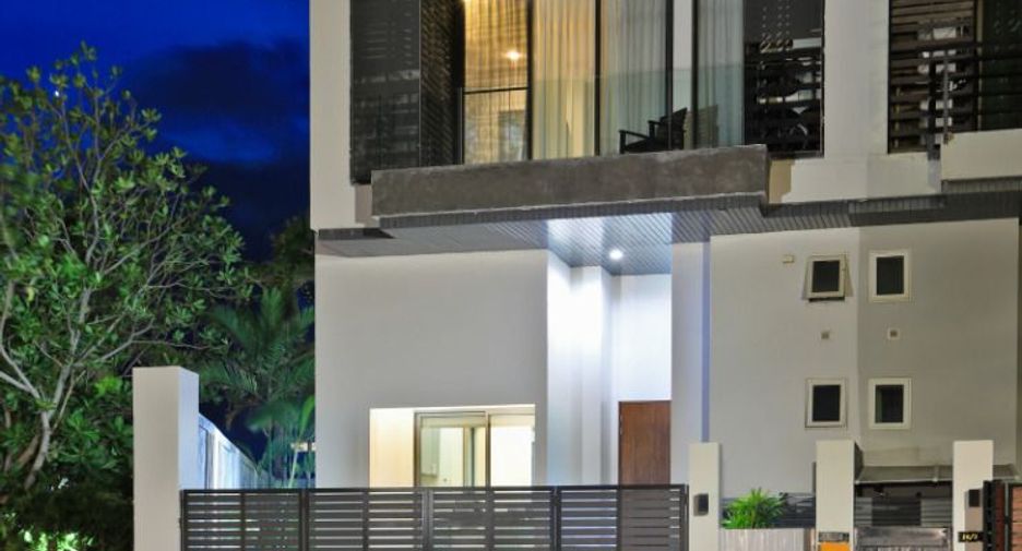 For sale 3 bedrooms townhouse in Mueang Phuket, Phuket