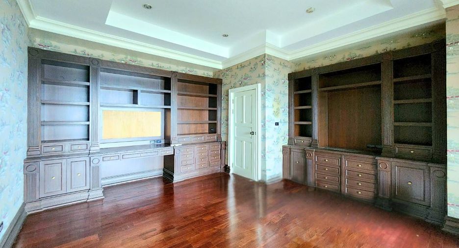 For sale 6 bedrooms condo in Cha Am, Phetchaburi