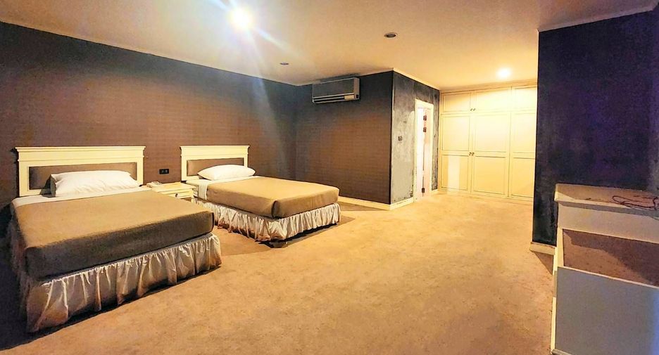 For sale 6 bedrooms condo in Cha Am, Phetchaburi