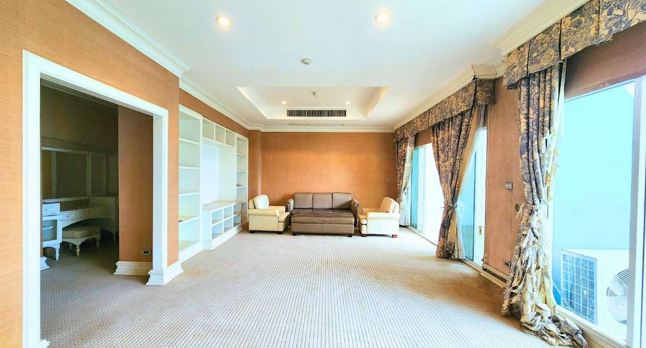 For sale 6 bedrooms condo in Cha Am, Phetchaburi