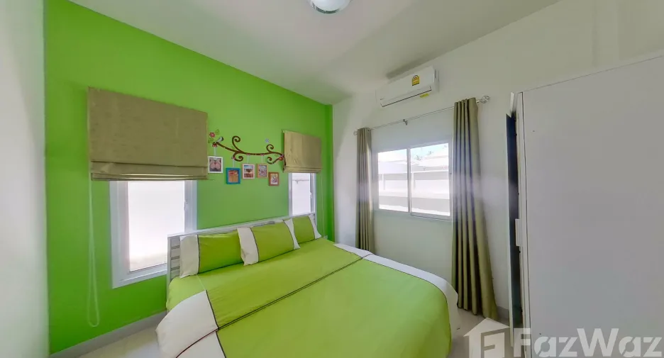 For sale 4 bedrooms villa in Hua Hin, Prachuap Khiri Khan