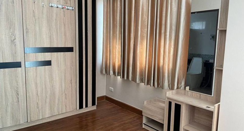 Casa en alquiler de 3 habitaciones en Saraphi, Chiang Mai