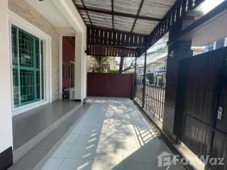 À louer 3 chambres maison à Saraphi, Chiang Mai