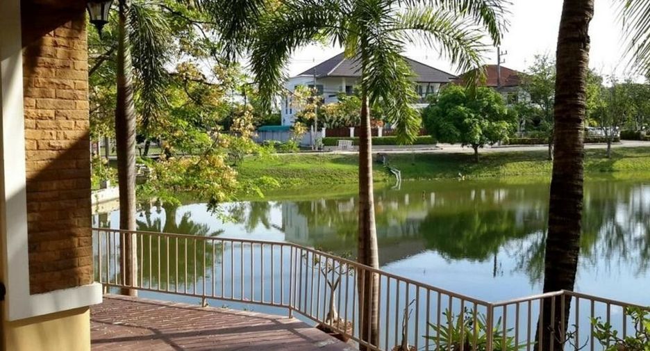 For sale 5 bedrooms house in Mueang Chiang Mai, Chiang Mai