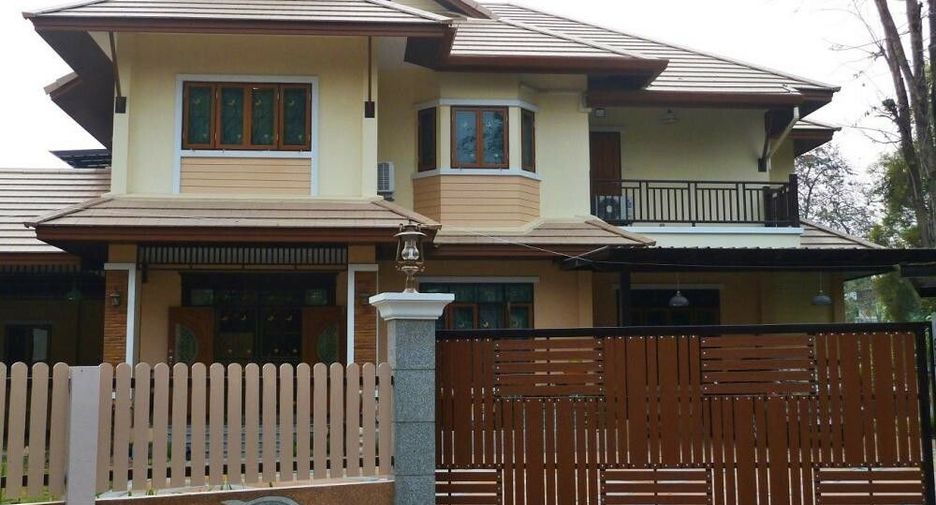 For sale 5 bedrooms house in Mueang Chiang Mai, Chiang Mai
