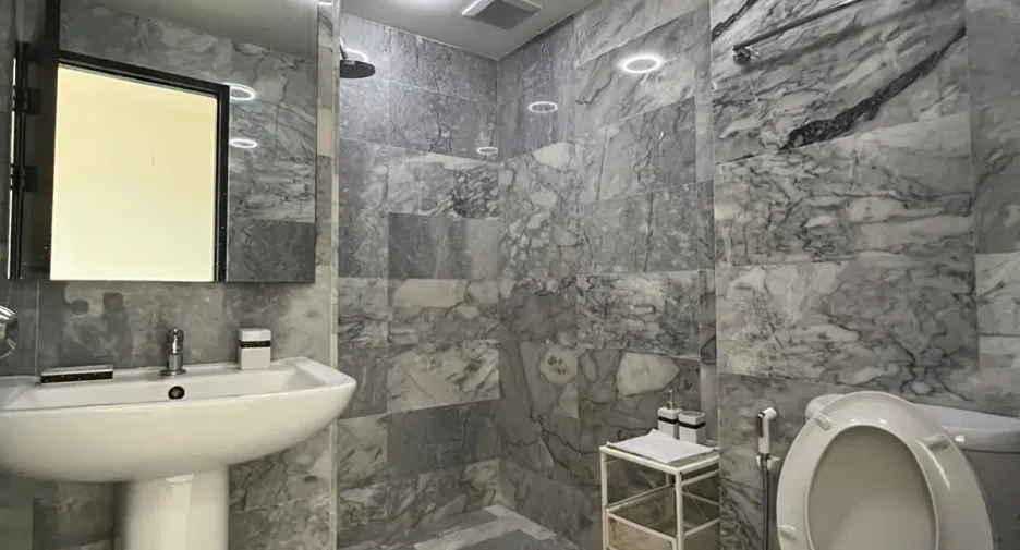 For sale and for rent 1 bed apartment in Mueang Phuket, Phuket
