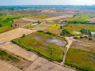 Terreno en venta en Cha Am, Phetchaburi