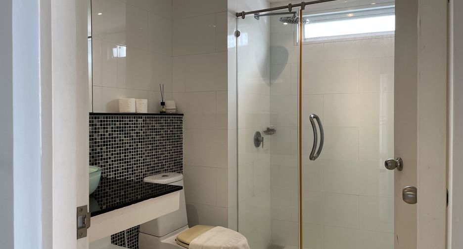 For sale and for rent 2 bedrooms condo in Mueang Phuket, Phuket