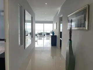 出售 和 出租 2 卧室 公寓 在 Phuket Town, 普吉