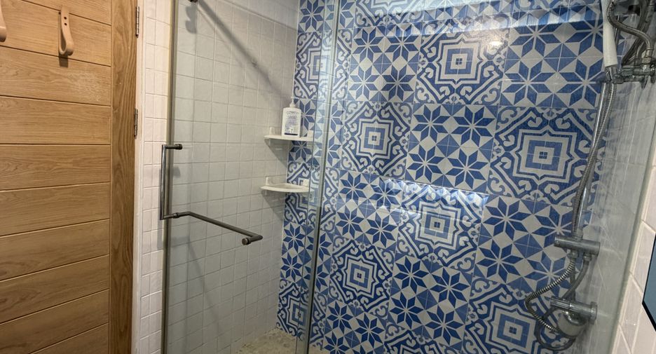 For sale 1 bed condo in Huai Khwang, Bangkok