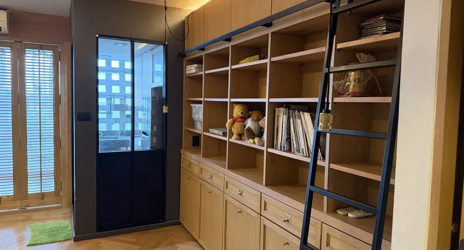 For sale 1 bed condo in Huai Khwang, Bangkok
