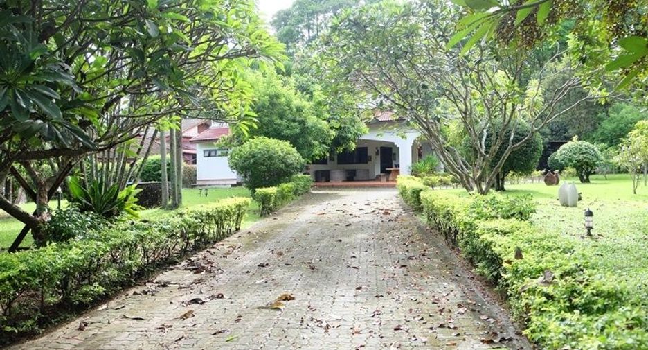 出售 6 卧室 独立屋 在 Doi Saket, Chiang Mai