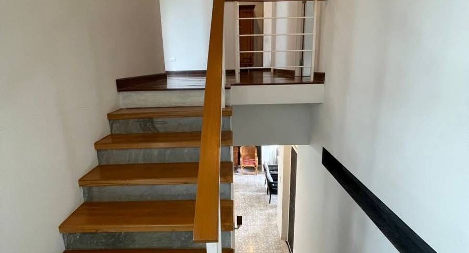 For sale 3 bedrooms house in Hang Dong, Chiang Mai