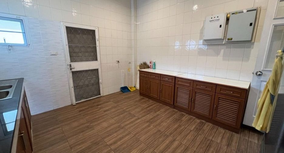 Haus zum Kauf mit 4 Zimmer in Mae Rim, Chiang Mai