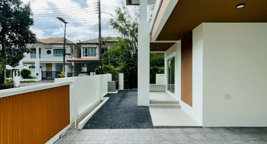 For sale 3 bedrooms house in Thalang, Phuket