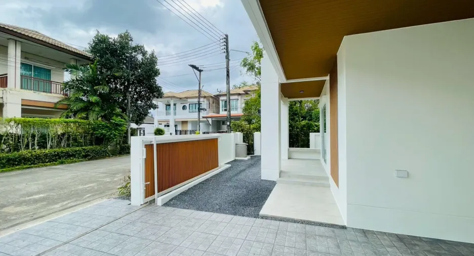 For sale 3 bedrooms house in Thalang, Phuket