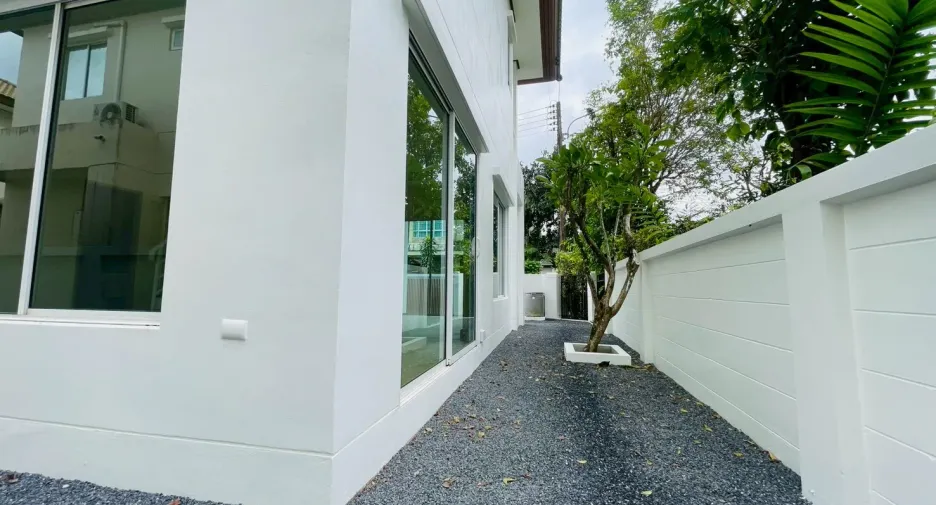 For sale 3 bedrooms house in Thalang, Phuket