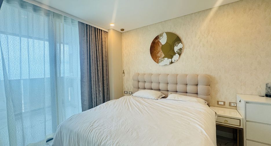 For rent 3 bedrooms condo in Bang Lamung, Chonburi